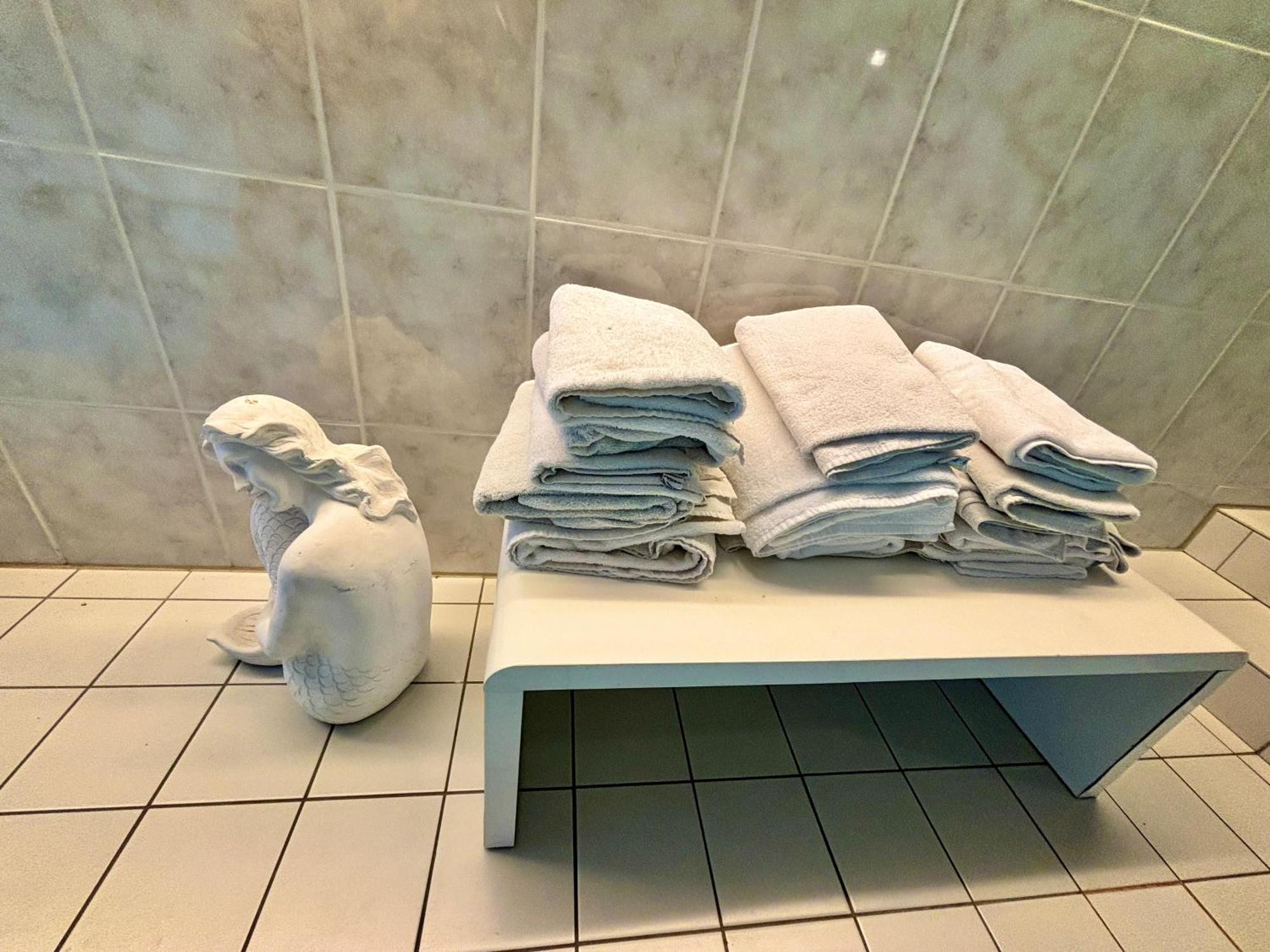 Magisches Doppelzimmer Mit Atemberaubender Wasserfall-Wand In زيلينغنشتات المظهر الخارجي الصورة